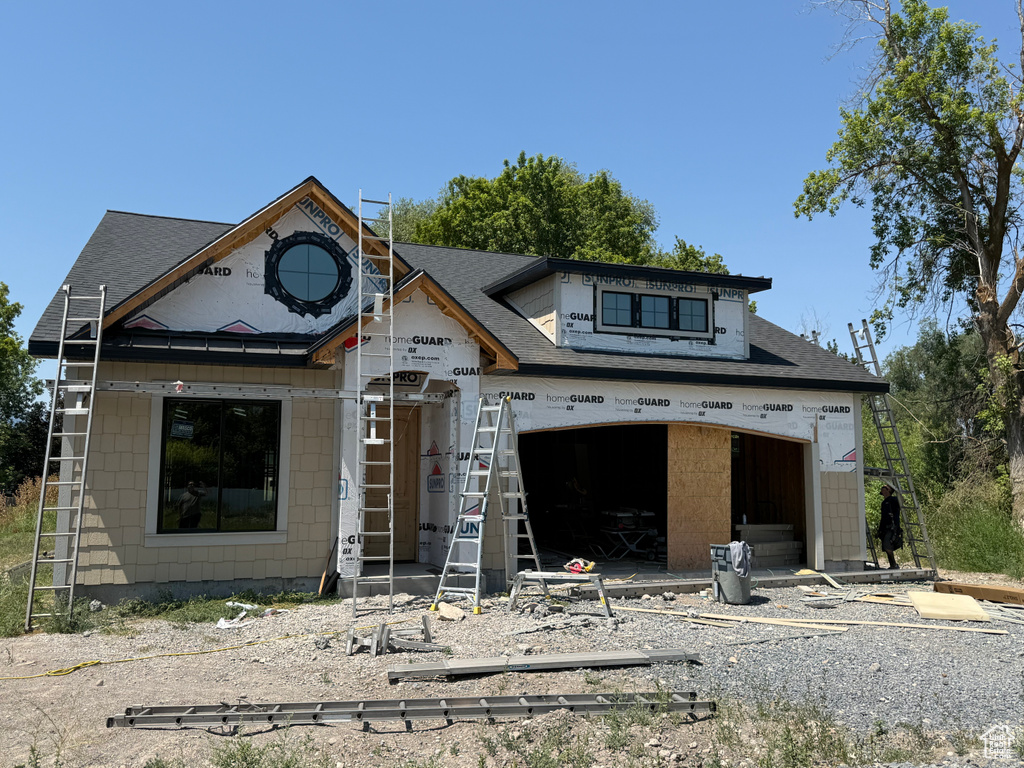 543 CENTER AVE photo 2