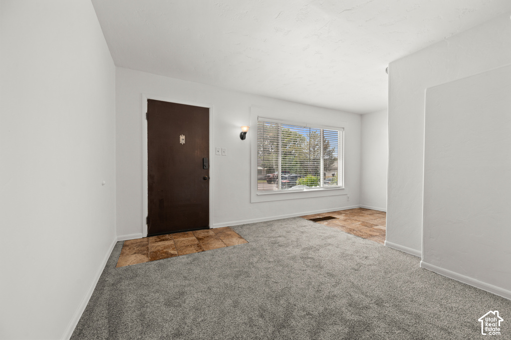 119 E LESLIE S AVE photo 3