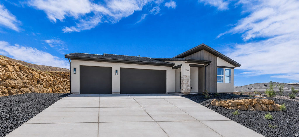 1588 E CENTAURUS WAY photo 2