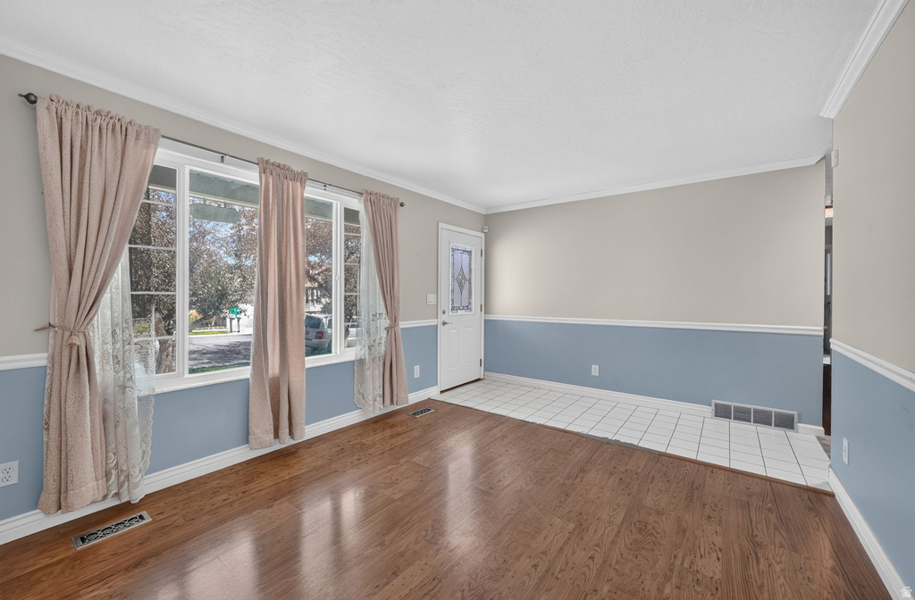 2183 GREGORY AVE photo 4