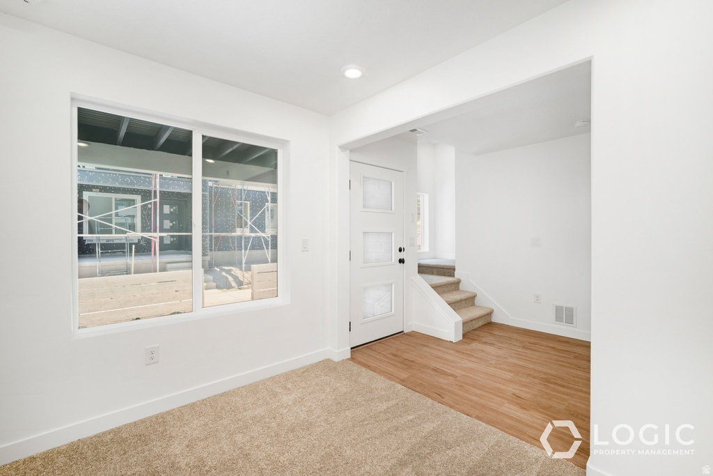 923 W COALBURN WAY photo 4