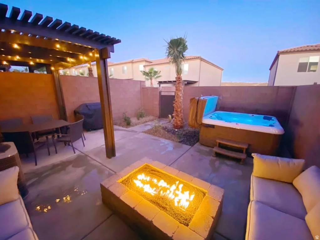 522 N SOL GRANDE LN photo 2