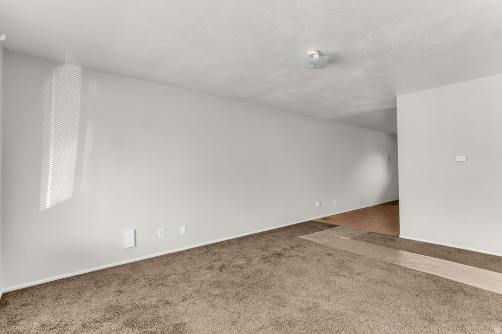 608 SWENSON AVE photo 3