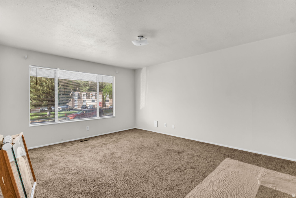 608 SWENSON AVE photo 5