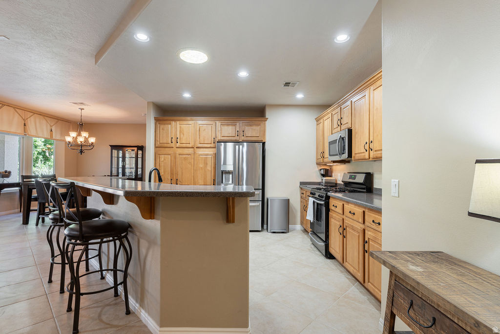 4610 S SIESTA DR photo 3