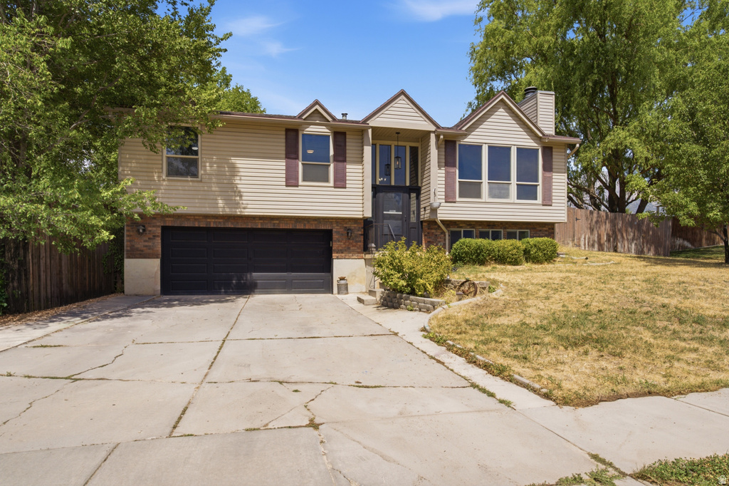 350 W HUNTING CREEK N DR, Harrisville
