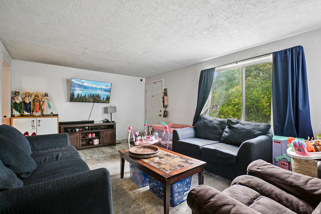 1092 GLENDALE DR photo 2