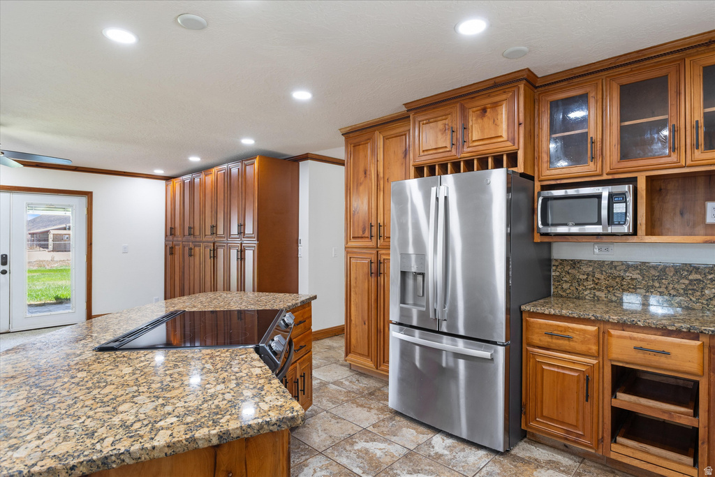 8191 N SAPPHIRE DR photo 3