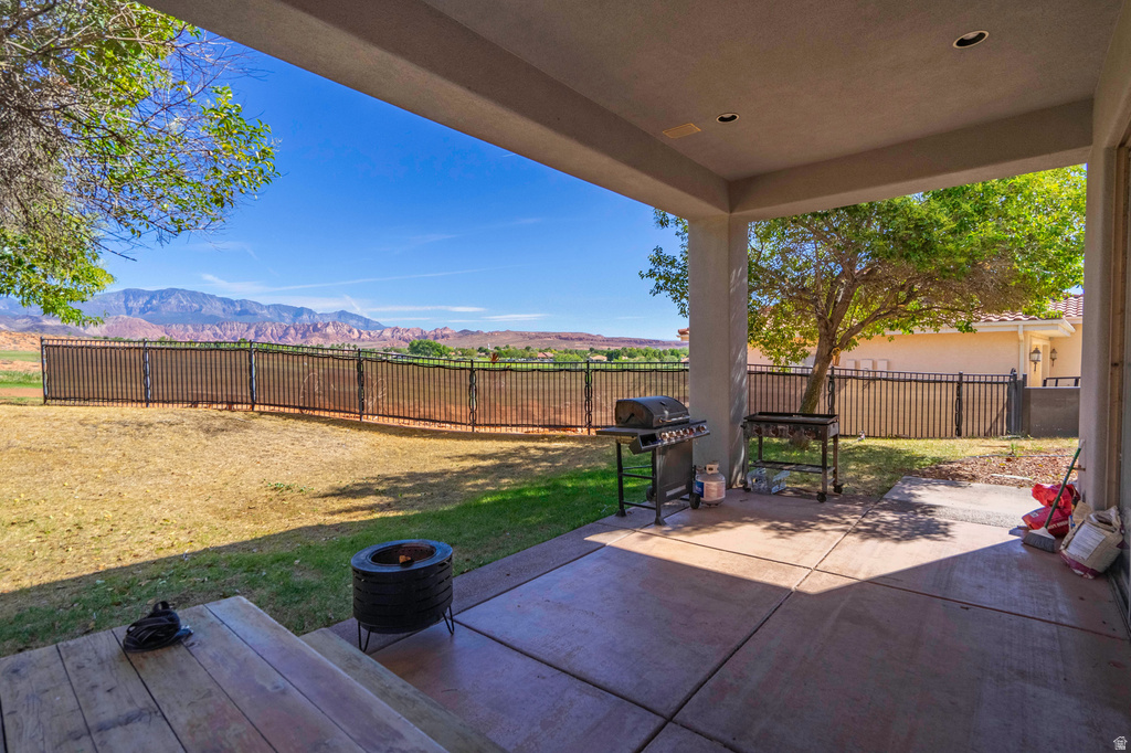 301 N FAIRWAY CIR, Washington