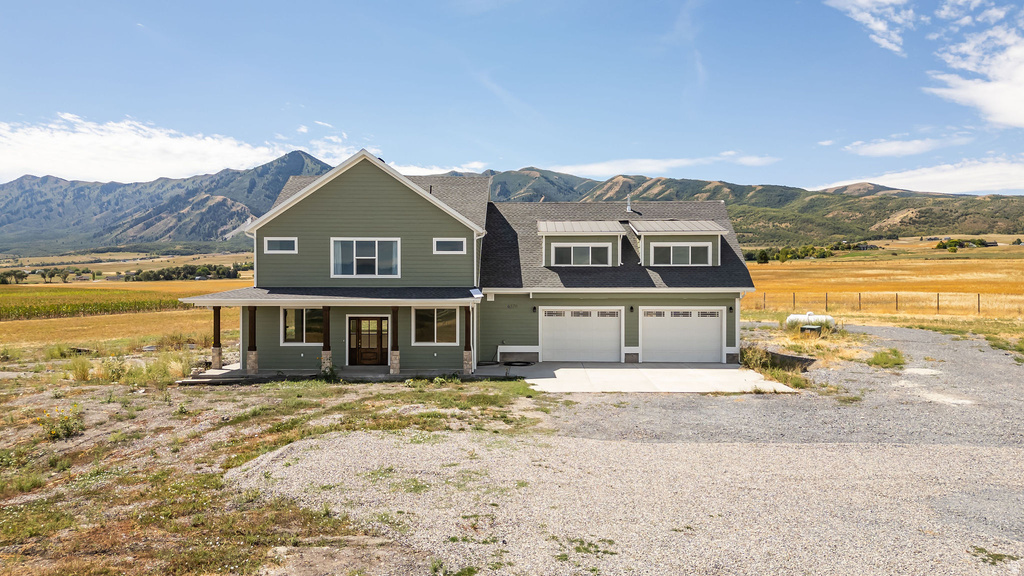 6570 W 600 N, Petersboro