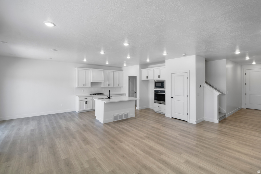 2840 W AURORA AVE photo 4