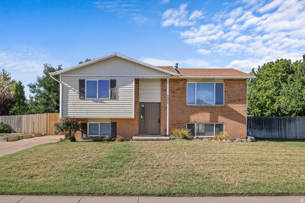 2258 W 2175 S, Syracuse