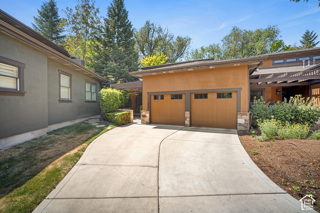 4736 S MILLRACE E LN photo 3