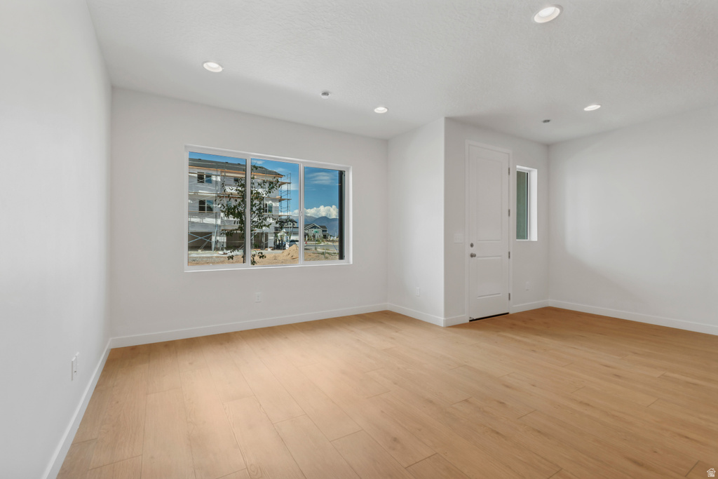 1142 W 1550 N photo 5