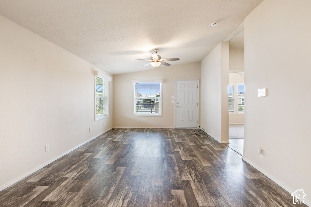 6413 S 740 W photo 3