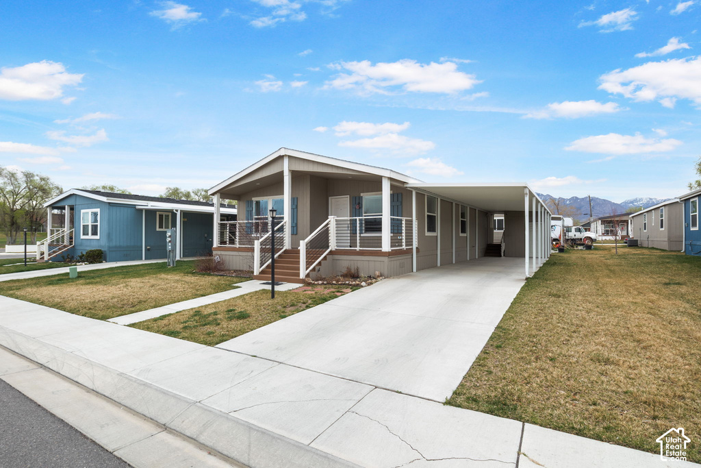6413 S 740 W photo 2