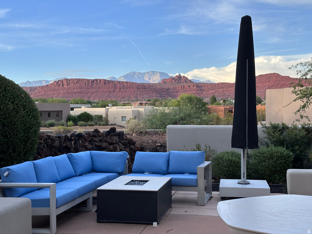 8 BASALT CIR photo 2