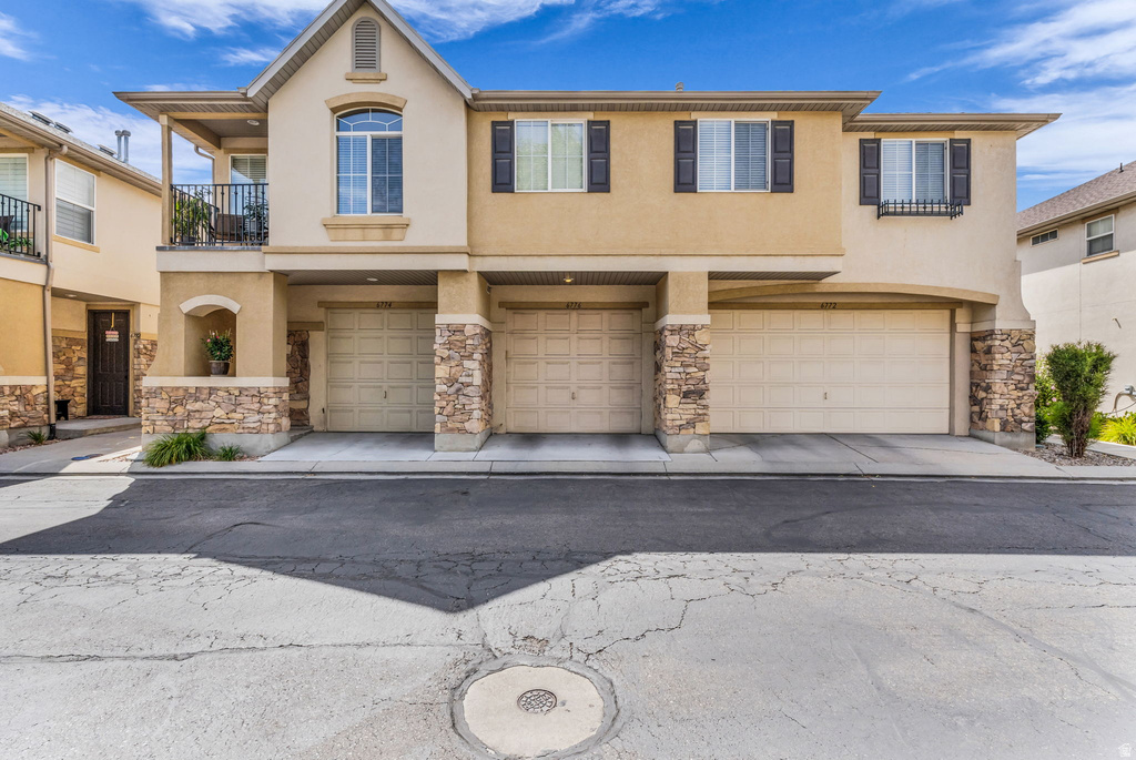 6776 S HARBONNE W LN, West Jordan