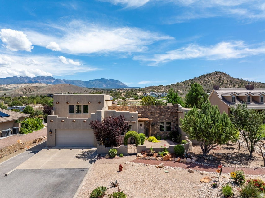 738 N HIGH GROUND DR, Dammeron Valley