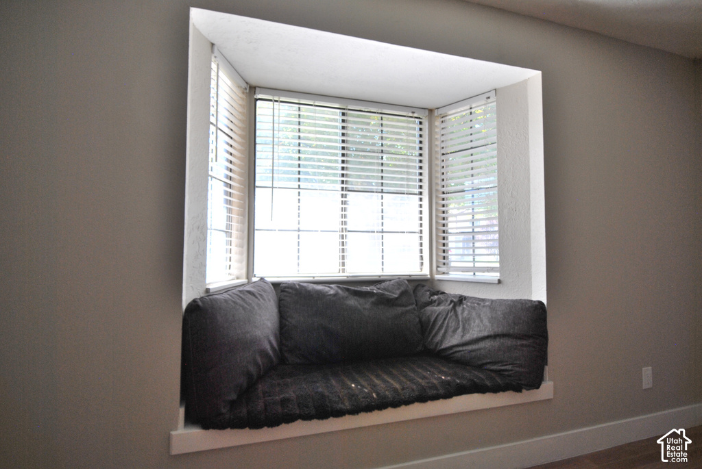 1010 N 250 W photo 5