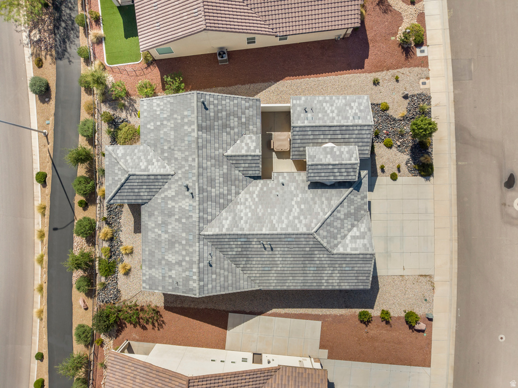 583 S ALSERIO LN photo 4