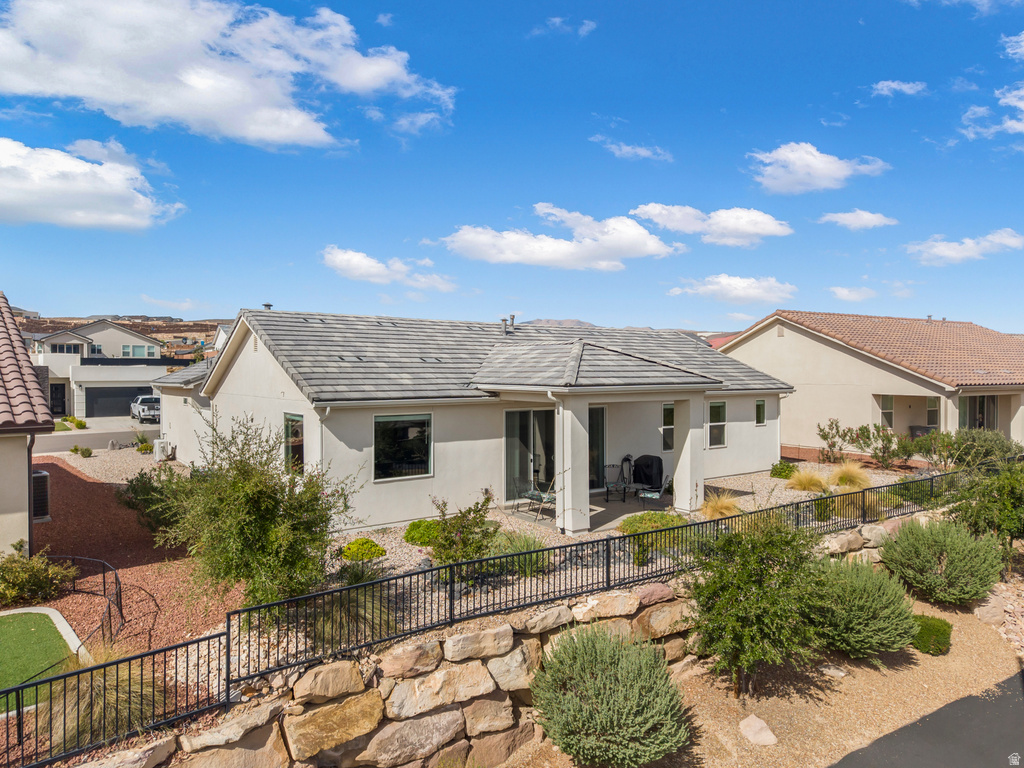 583 S ALSERIO LN photo 5