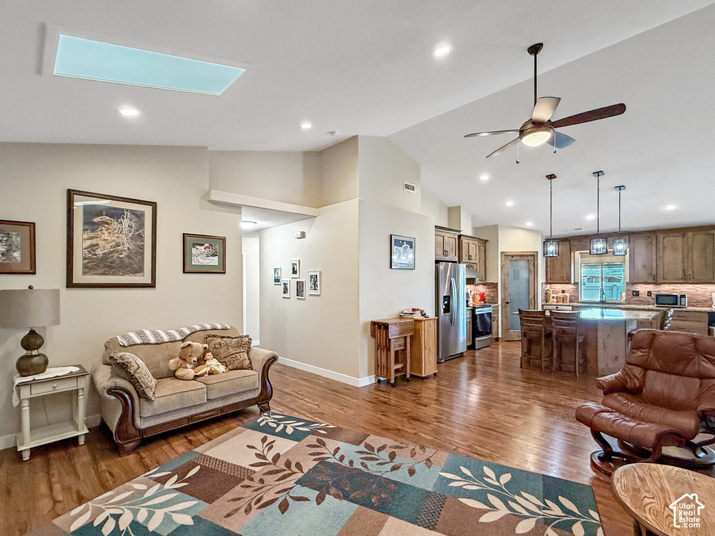 2696 S 2225 W photo 5