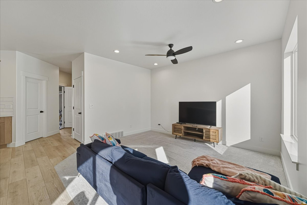 1788 N FESTIVE WAY photo 4