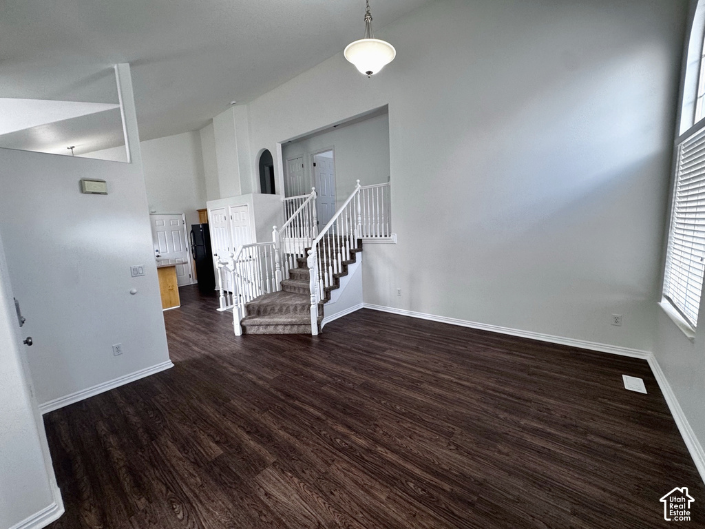 6060 W CASTLE PARK LN photo 3