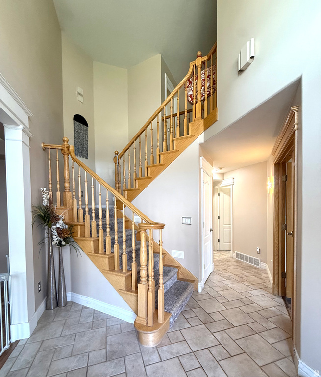 1541 S 460 E photo 2