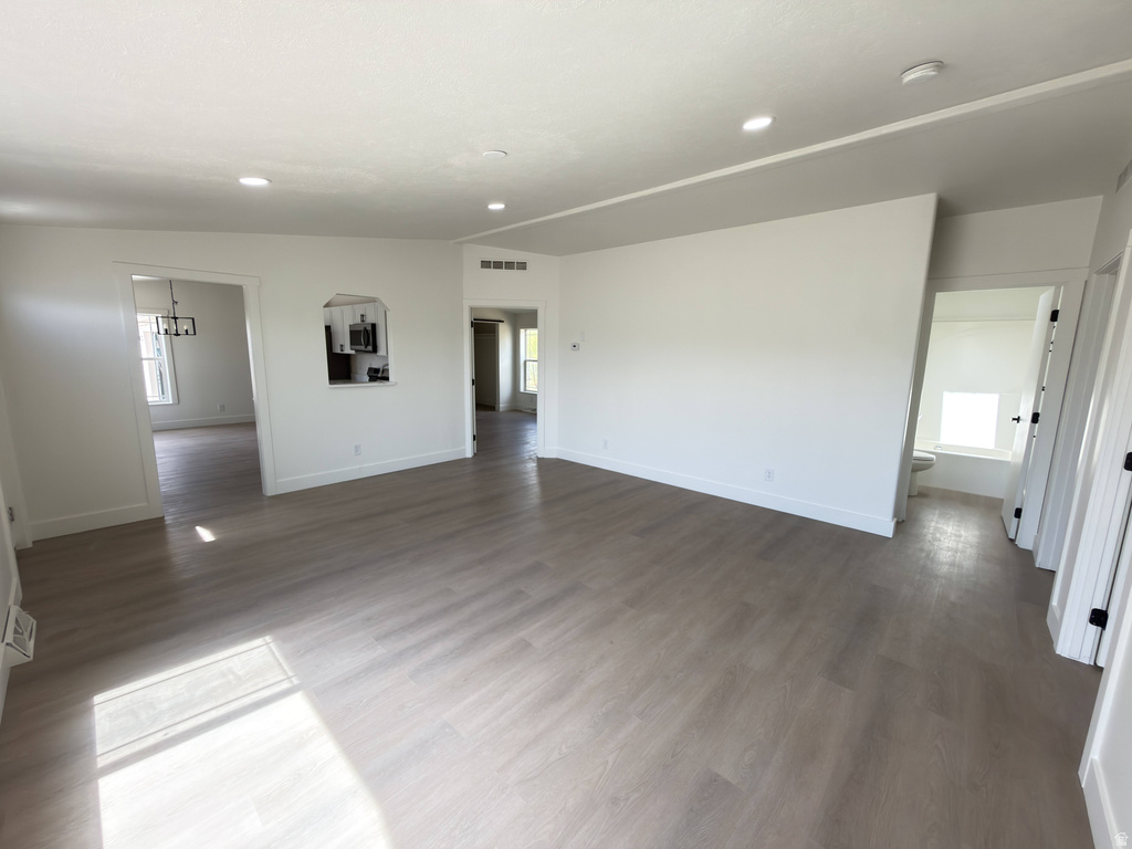 466 W 2000 S photo 3