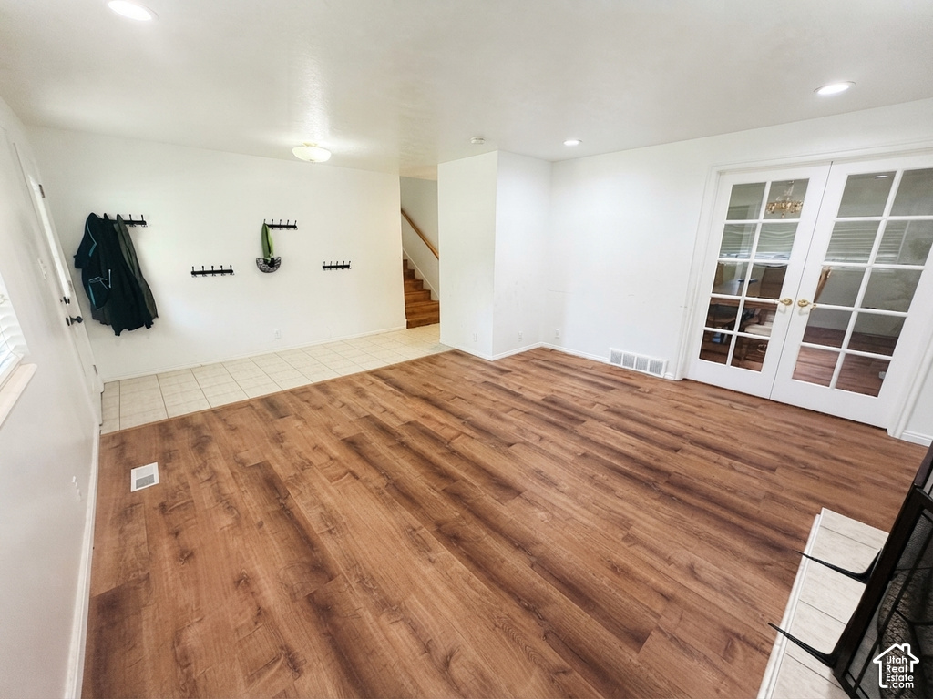 255 N 1040 E photo 4