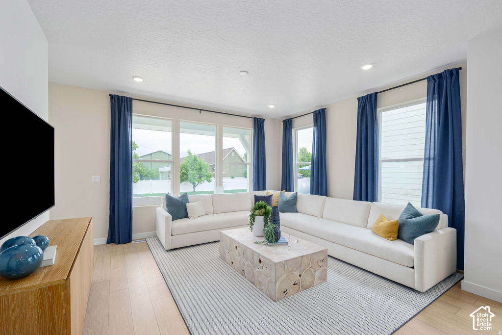 1546 S 950 W photo 3