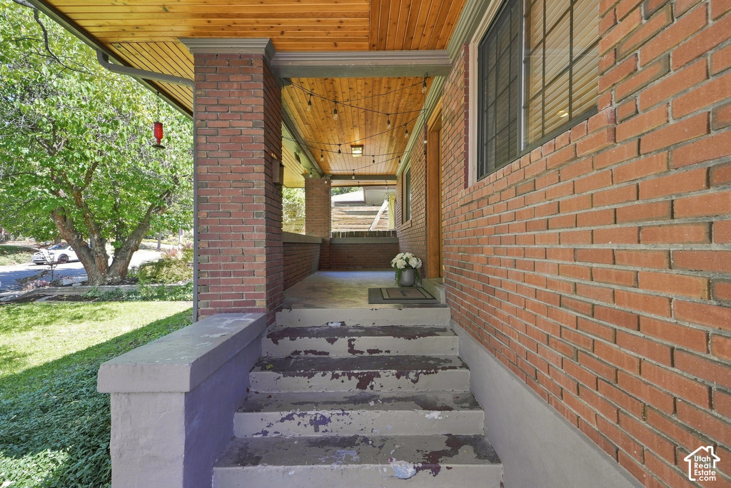 1420 E HARRISON S AVE photo 4