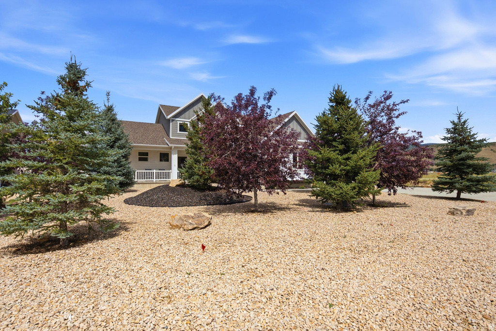 110 W LAMBERT LN photo 3