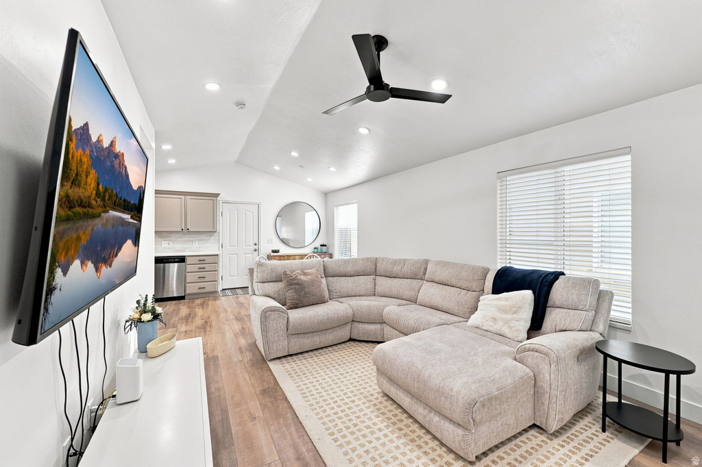 3988 E DILLONS DR photo 3