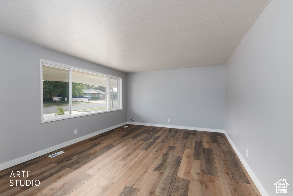 4479 S 2075 W photo 3