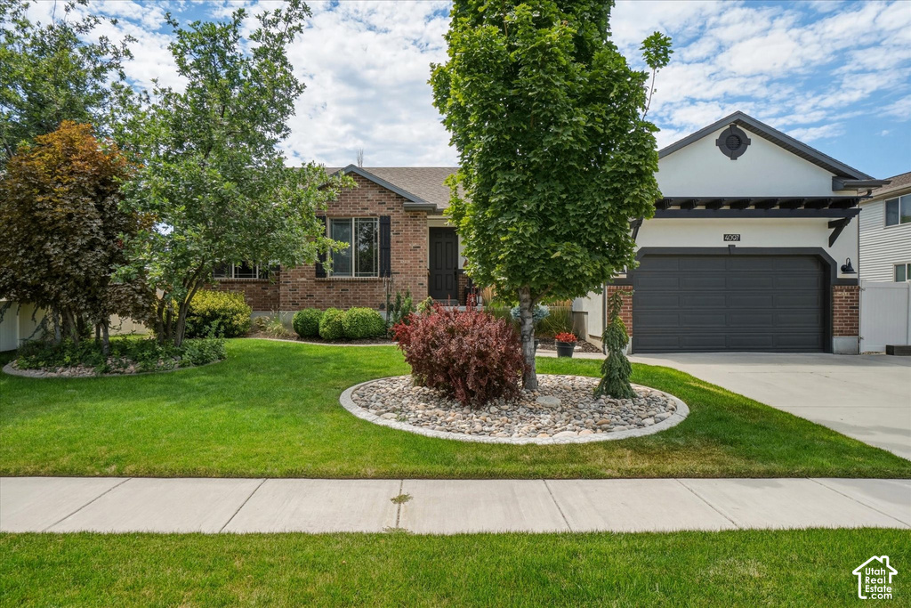 4097 S 3375 W photo 2