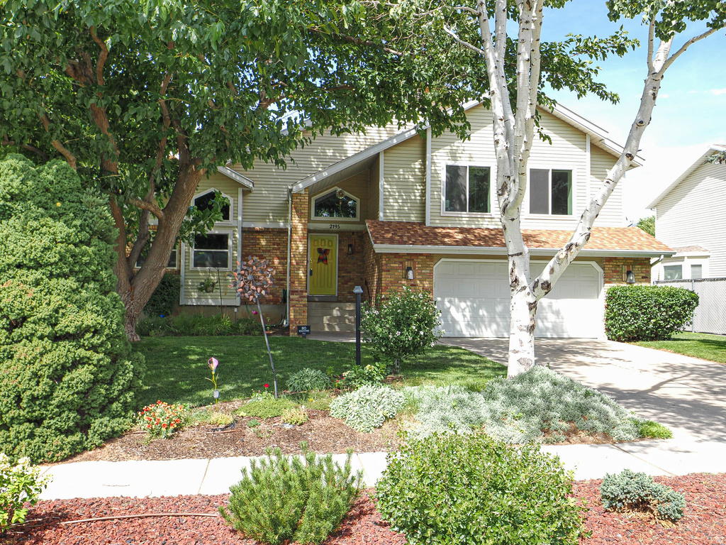 2195 E 10300 S photo 2