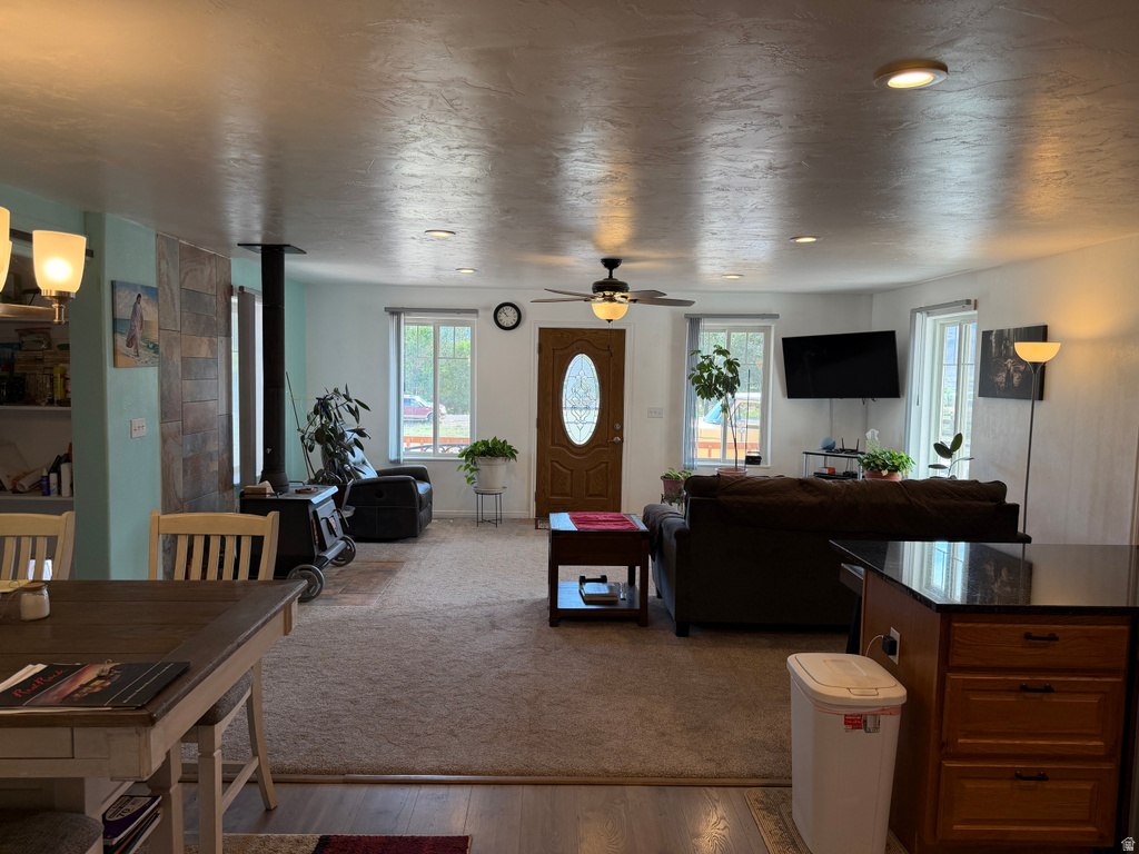 136 S 100 W photo 3