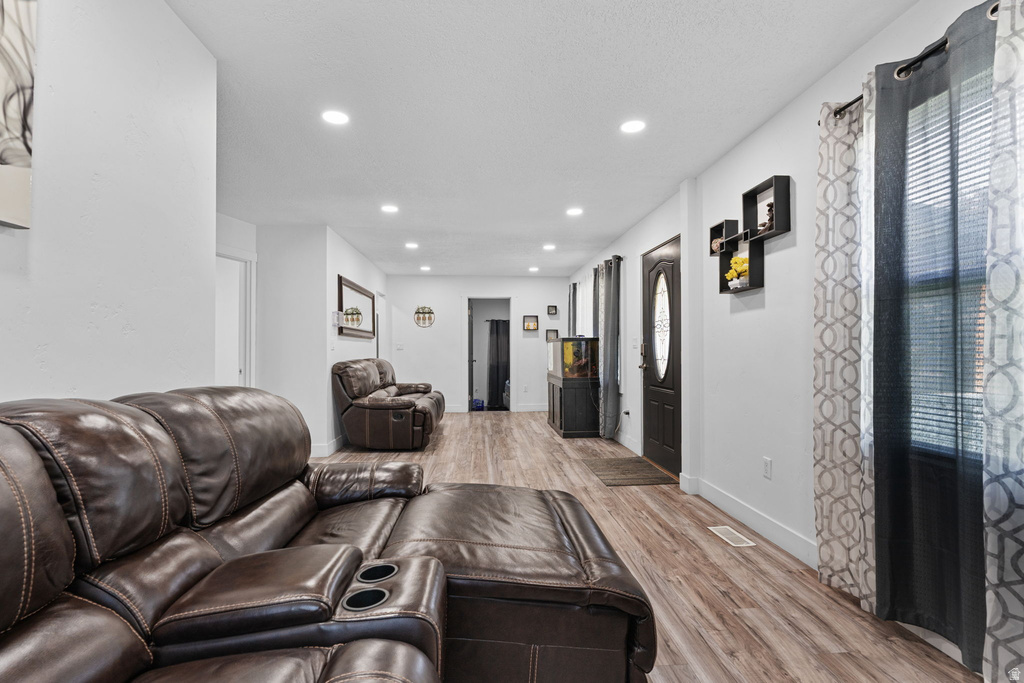 4283 W 5615 S photo 4