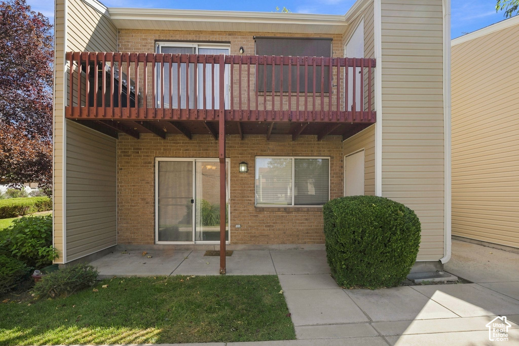 121 W 905 N photo 3