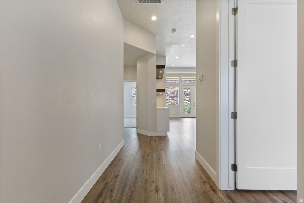 1467 W 2130 S photo 4