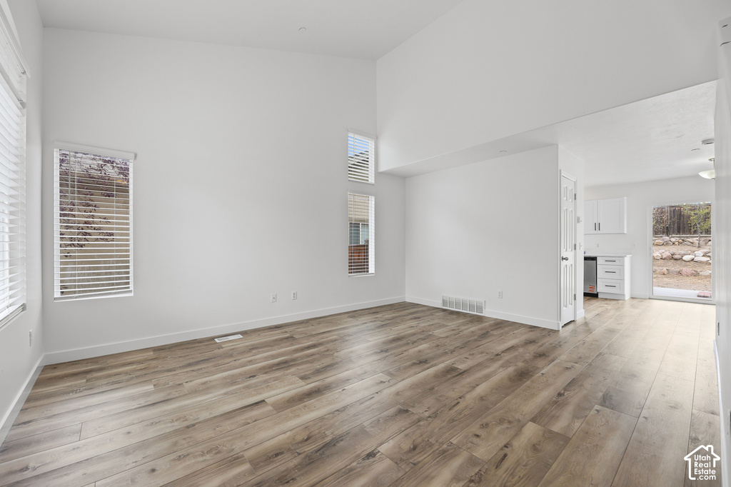 1803 E WALNUT GROVE S DR photo 3