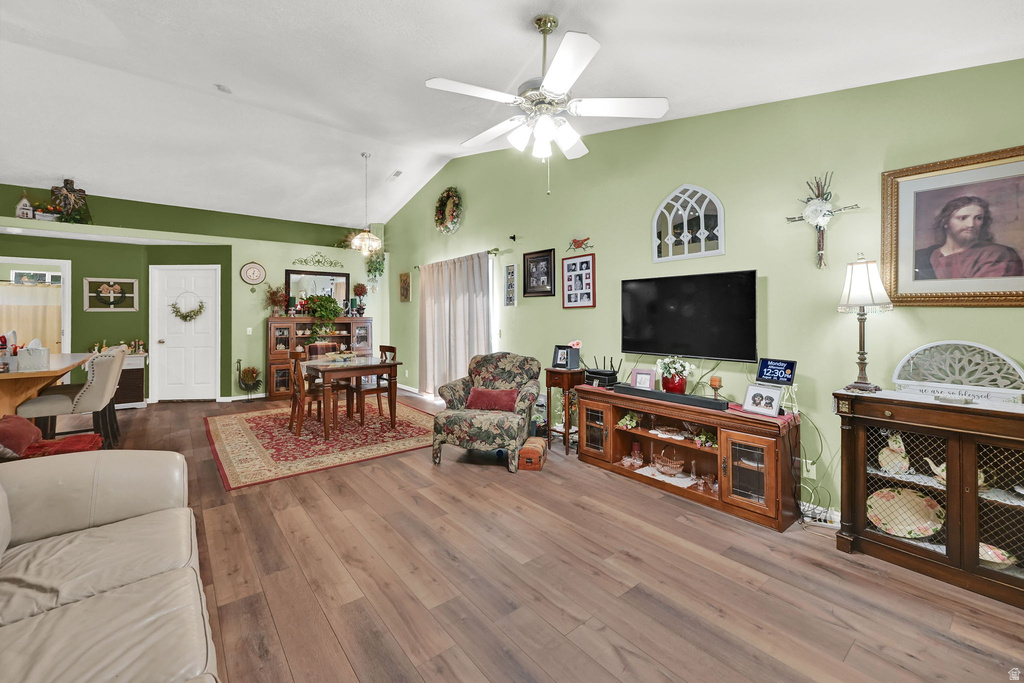 1454 N LEWIS PEAK DR photo 3