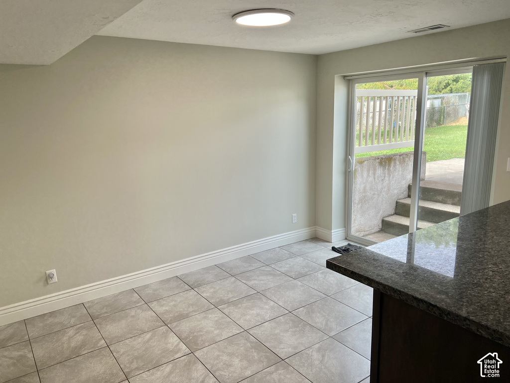720 N 350 W photo 5