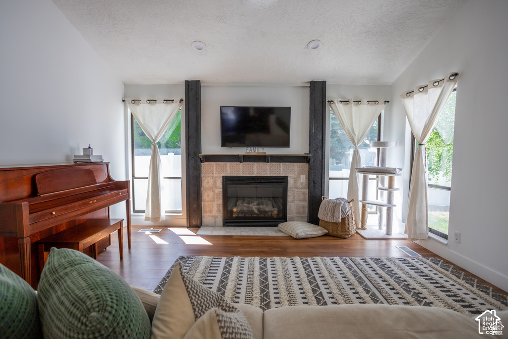 4424 W SKYE DR photo 3