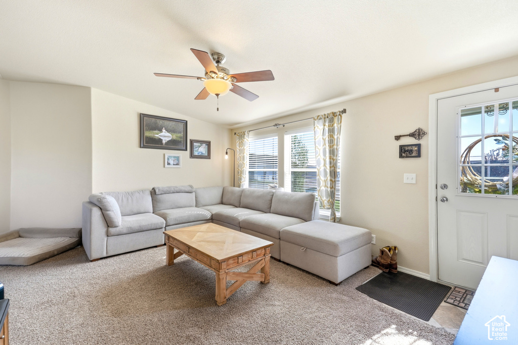 1404 E DICKISON LN photo 5