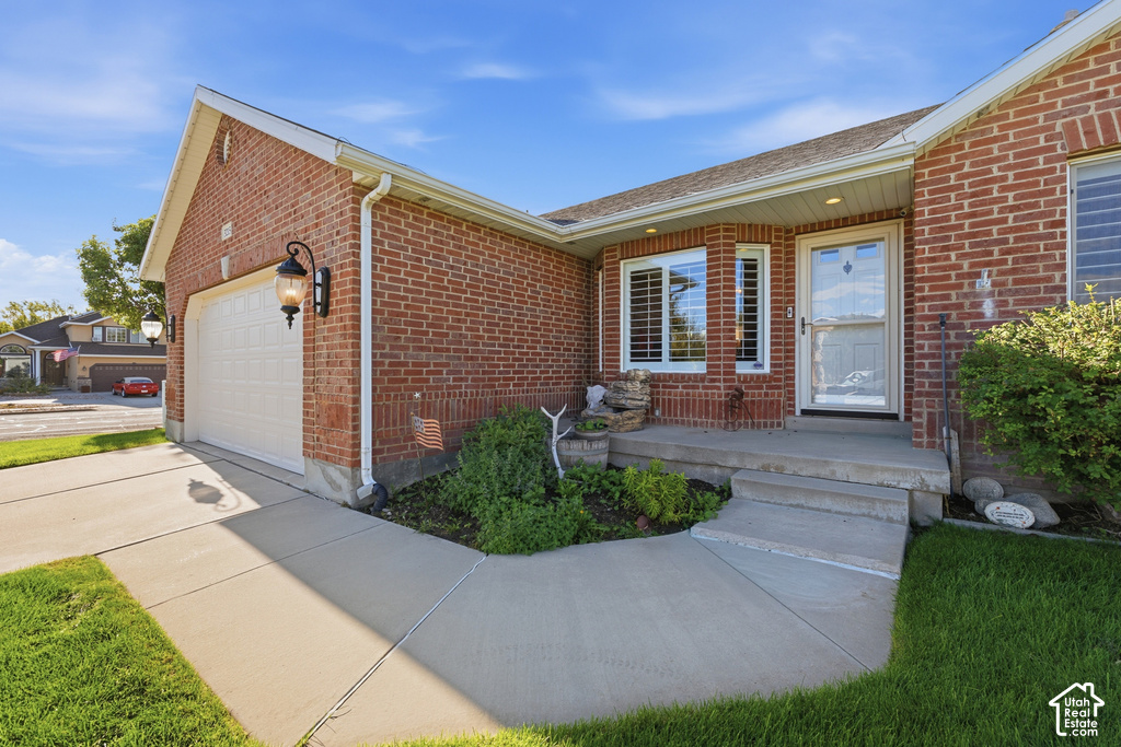 3215 W CAMERON COURT S photo 4