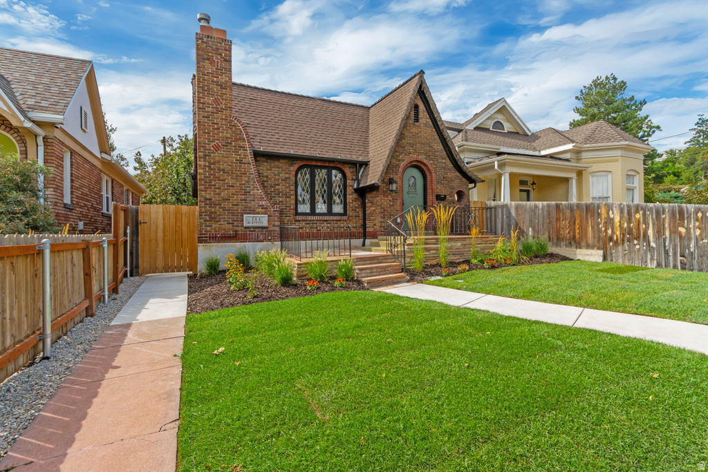 283 B ST photo 3